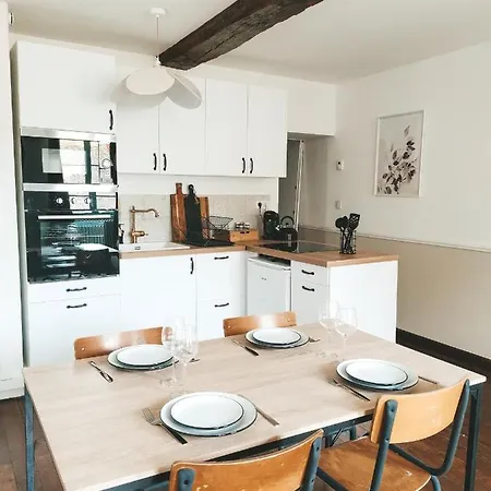 Vue Sur Château-fort 3 étoiles Apartamento Sedan