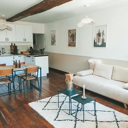 Vue Sur Château-fort 3 étoiles *